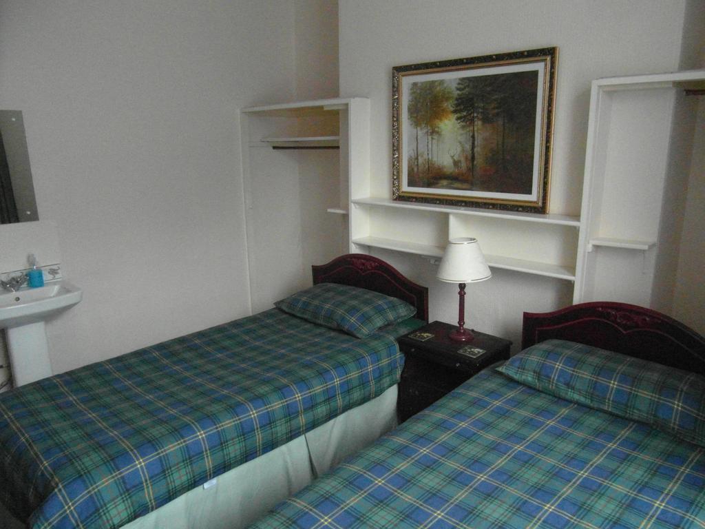 Abacus Central Guest House Абердин Экстерьер фото